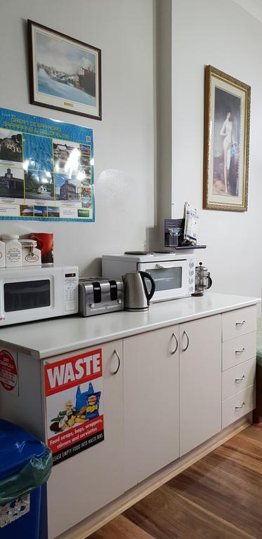 The Eastern Hotel - Phillip Island Accommodation 0