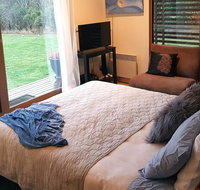 The Gurdies Room with Amazing Sunset Views - Phillip Island Accommodation