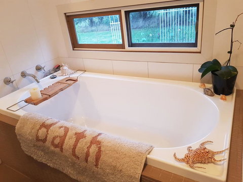 The Gurdies Room With Amazing Sunset Views - Phillip Island Accommodation 2