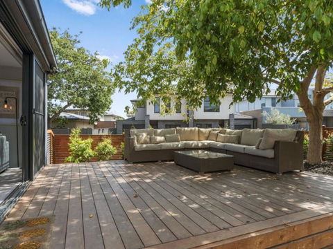 The Heart Of Cosmopolitan Mornington - Phillip Island Accommodation 0