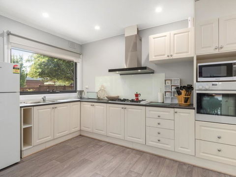 The Heart Of Cosmopolitan Mornington - Phillip Island Accommodation 2