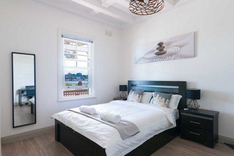 The Highberry - Sydney Harbour View Escape - Phillip Island Accommodation 1