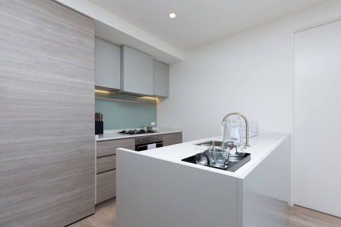 The Lively City 2bed 2 Bath APT @Footscray - Phillip Island Accommodation 2
