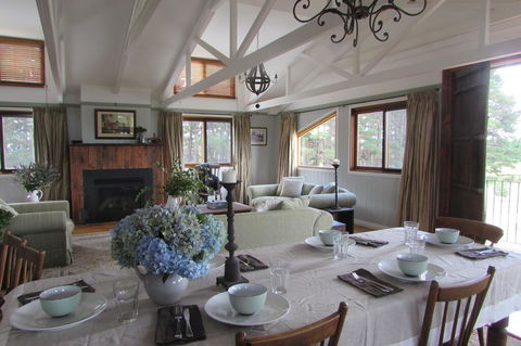 The Loch, An Idyllic Country Escape - Phillip Island Accommodation 0