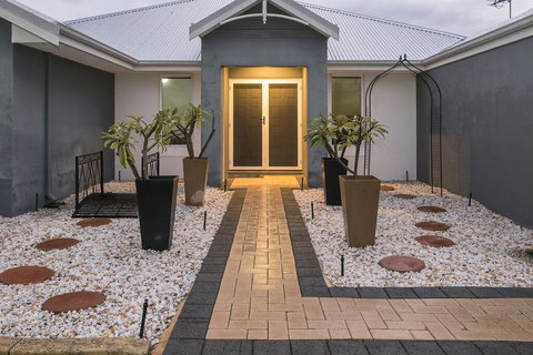 The Oaks - Phillip Island Accommodation 1