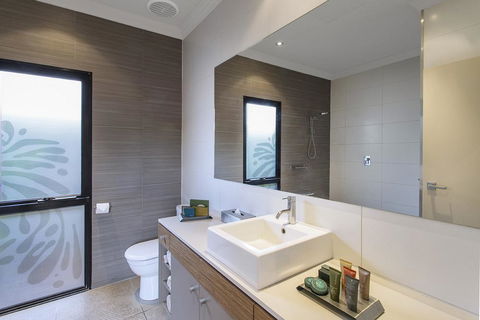 The Pearle Of Cable Beach - Phillip Island Accommodation 1