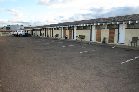 The Plains Motor Inn - Phillip Island Accommodation 1