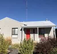 The Red Door - Phillip Island Accommodation