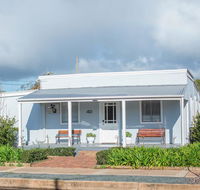 The Rested Guest 3 Bedroom Cottage West Wyalong - Phillip Island Accommodation