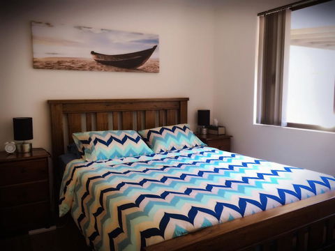 The Royal Dolphin Holiday Home - Phillip Island Accommodation 1