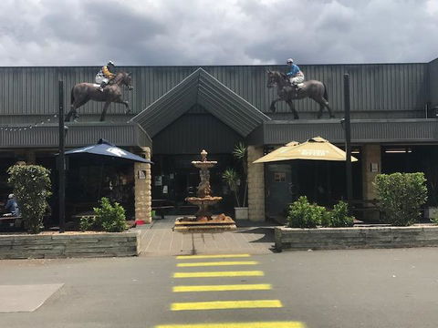 The Sportsman's Hotel - Phillip Island Accommodation 0