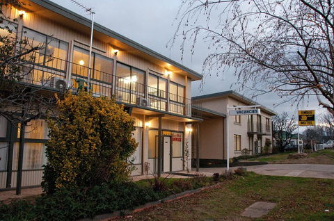 The Swiss Motel - Phillip Island Accommodation 0