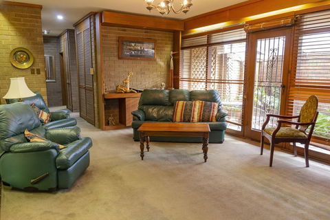 The Townhouse - Phillip Island Accommodation 1