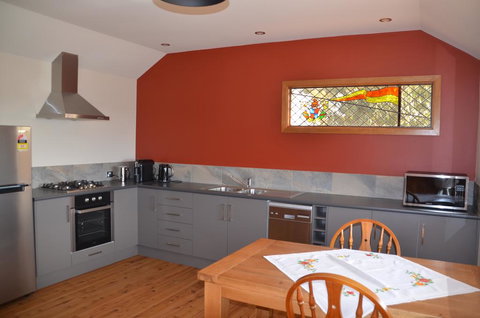 The Wicked Villa - Phillip Island Accommodation 2