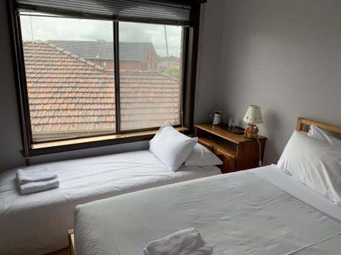 Thomastown Antique House Room 3 - Phillip Island Accommodation 0