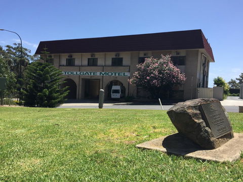 Tollgate Motel - Phillip Island Accommodation 1