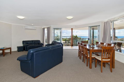 TOPVIEWS - 15Second Av BH - Phillip Island Accommodation 1