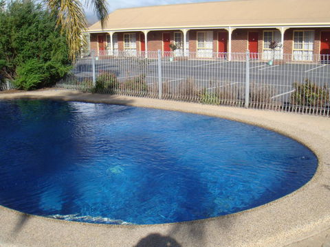 Top Of The Town Motel - Phillip Island Accommodation 1