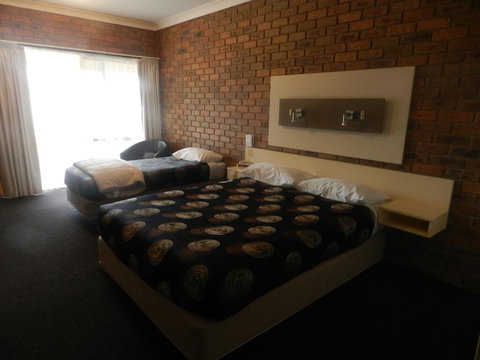 Travellers Rest Motor Inn Swan Hill - Phillip Island Accommodation 3