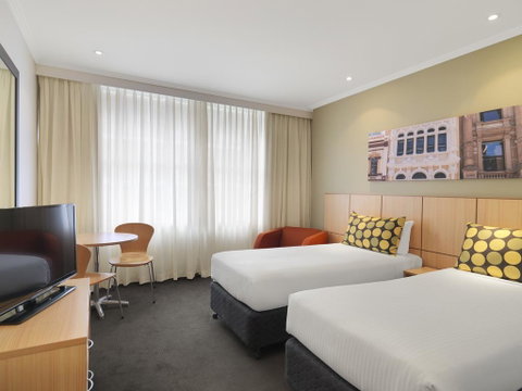 Travelodge Hotel Sydney Martin Place - Phillip Island Accommodation 1