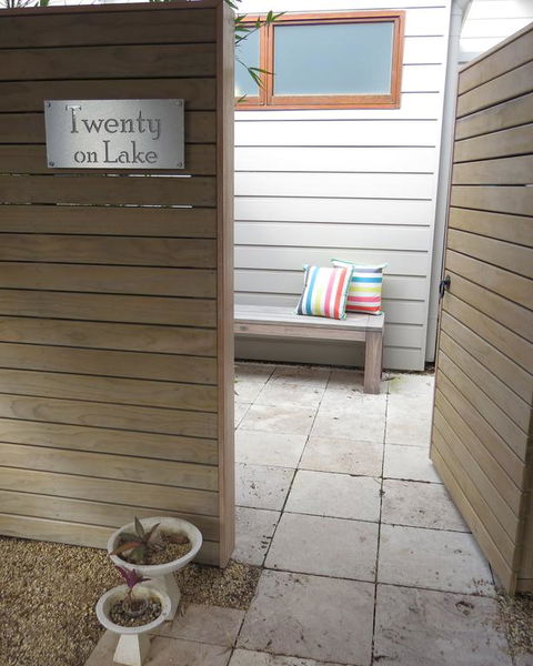 Twenty On Lake - Phillip Island Accommodation 3