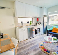 U1 Brunswick Living brand new apartment close to Airport and CBD - Phillip Island Accommodation