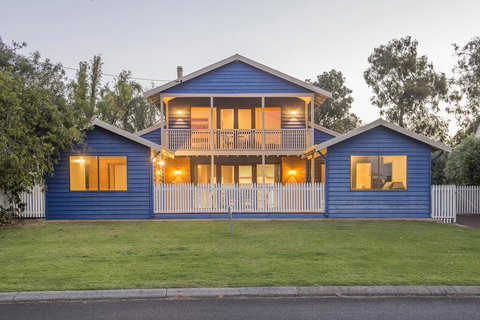 Ultramarine - Phillip Island Accommodation 0