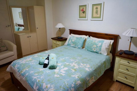 Underground Bed & Breakfast - Phillip Island Accommodation 1