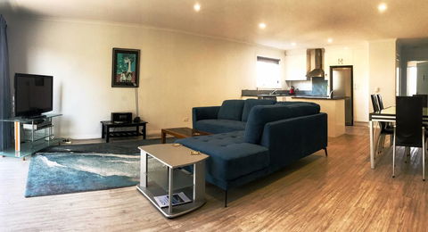 Unit 8 - Boardwalk - Phillip Island Accommodation 3