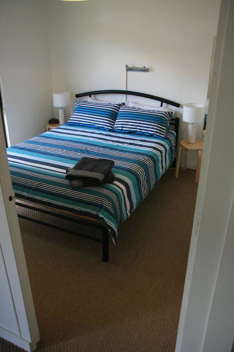 Unit1, Graydon Lodge - Phillip Island Accommodation 0