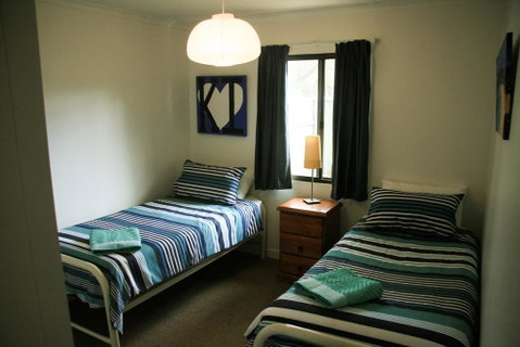 Unit1, Graydon Lodge - Phillip Island Accommodation 1