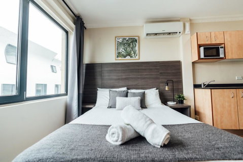 UNO Hotel Sydney - Phillip Island Accommodation 0