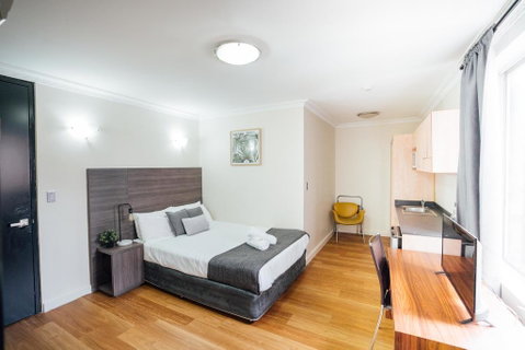 UNO Hotel Sydney - Phillip Island Accommodation 1