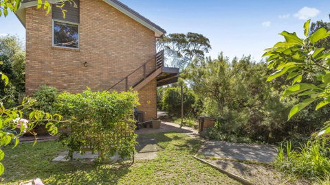 VIEWS AT MCCRAE..... - Phillip Island Accommodation 2