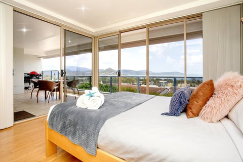 VIEWS ON ELSHEBY - Phillip Island Accommodation 1