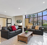 Villa de Marseilles - Melbourne - Phillip Island Accommodation