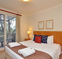Villa Spa Executive 1br Merlot Resort Condo located within Cypress Lakes Resort nothing is more central - Phillip Island Accommodation