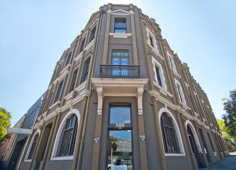 Vulcan Hotel Sydney - Phillip Island Accommodation 0