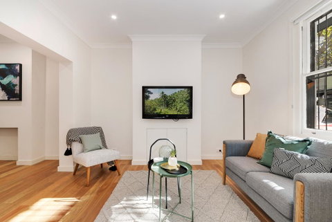 Walk To The City, Fish Market, Darling Harbour - Phillip Island Accommodation 2