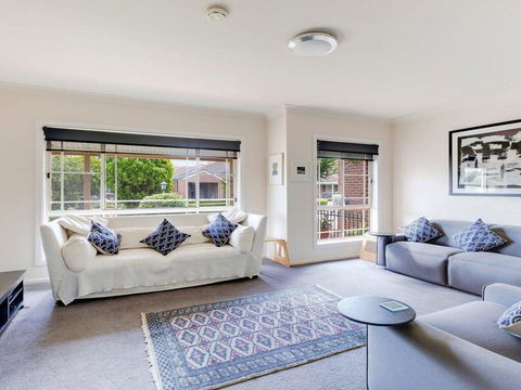 Walling-Clifton Gardens - Backing Onto Golf Course - Phillip Island Accommodation 0