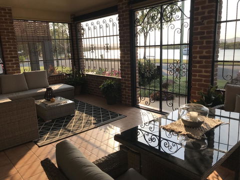 Waterfront Family House - Phillip Island Accommodation 0