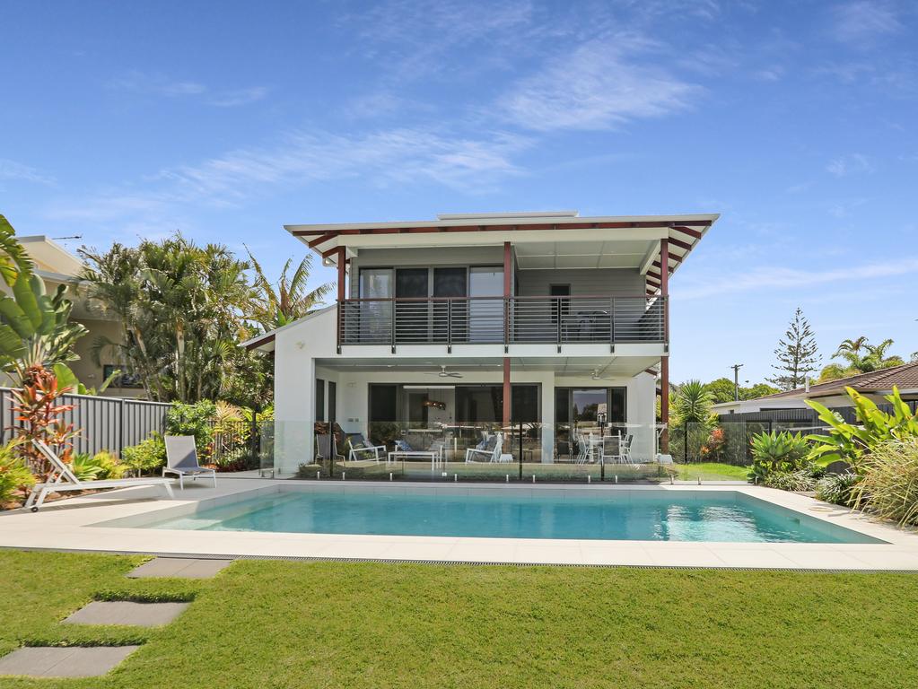 Buddina QLD Phillip Island Accommodation