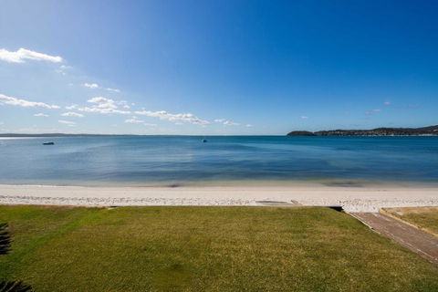 Waterfront Wonderland Foreshore Drive 41 - Phillip Island Accommodation 3