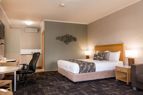 Blazing Stump Motel & Suites - Phillip Island Accommodation 15