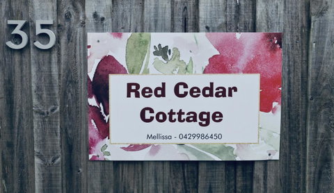 Red Ceder Cottage - Great Ocean Road - Port Campbell - Phillip Island Accommodation 25
