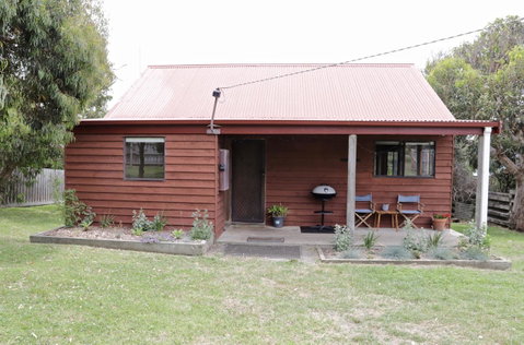 Red Ceder Cottage - Great Ocean Road - Port Campbell - Phillip Island Accommodation 23