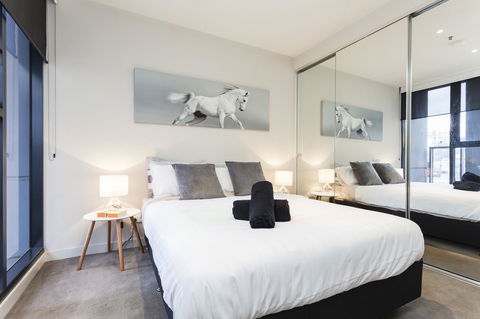 Complete Host 50 Claremont St Apartments - Phillip Island Accommodation 1