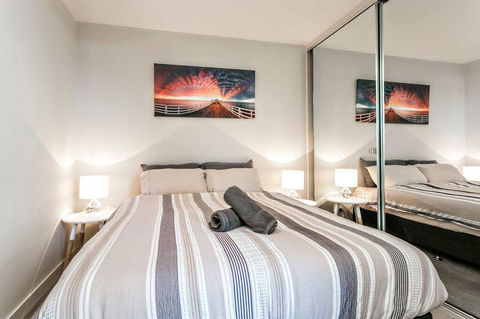 Complete Host 50 Claremont St Apartments - Phillip Island Accommodation 21