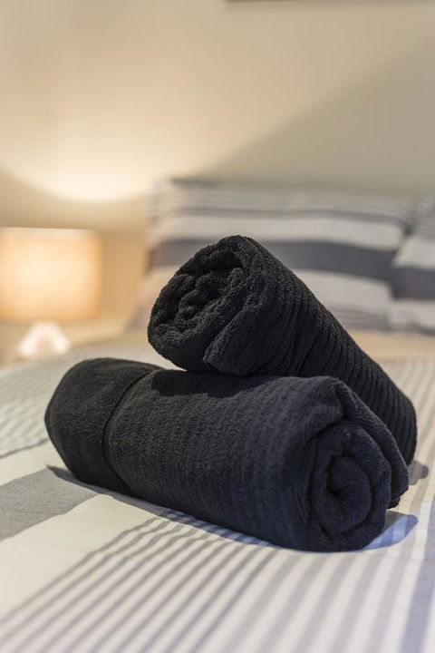Complete Host 50 Claremont St Apartments - Phillip Island Accommodation 8
