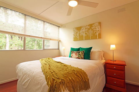 Colour Pop Fitzroy - 3 Bedroom Pet Friendly - Phillip Island Accommodation 13